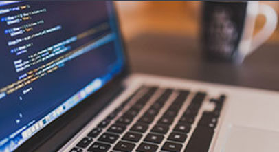 中考分?jǐn)?shù)查詢與計(jì)算機(jī)軟件開發(fā) 蘭州新華互聯(lián)網(wǎng)中等職業(yè)學(xué)校的培訓(xùn)優(yōu)勢